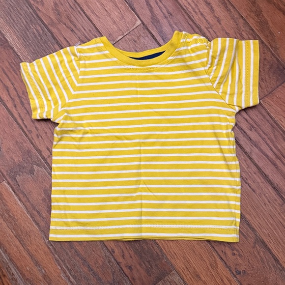 Baby Boden Overall Onesie with Whale & Yellow Shirt - Picture 9 of 9